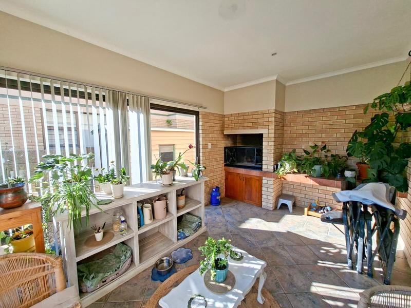 3 Bedroom Property for Sale in Heather Park Western Cape